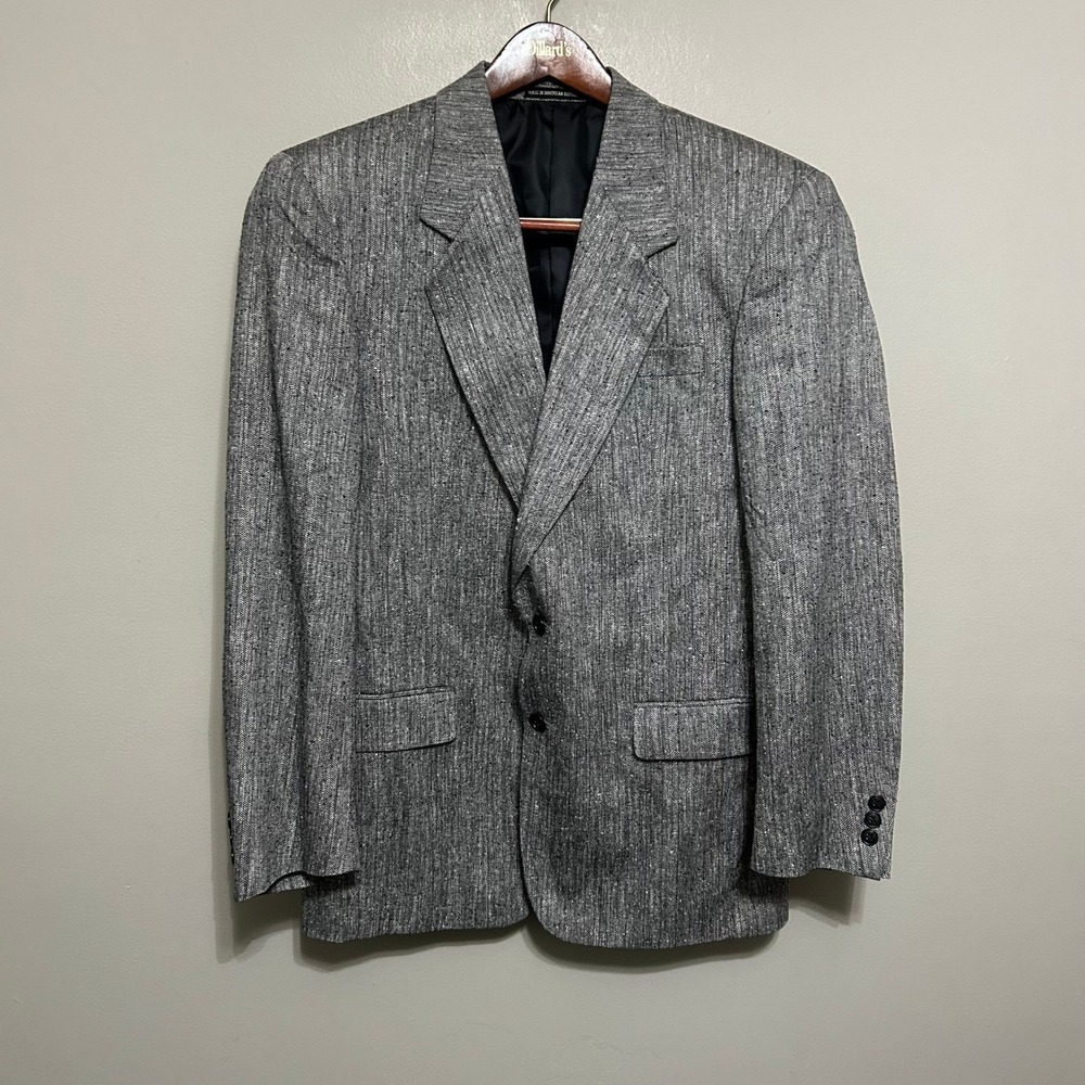 Versini‎ Mens Sport Coat Blazer 39 R 100% Silk Gray Black Herringbone Jacket